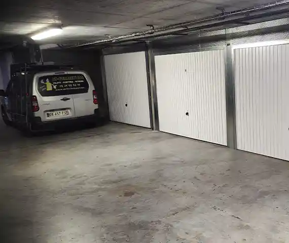 Boxage de parking avec pose de 2 portes de garage au Cannet (06)